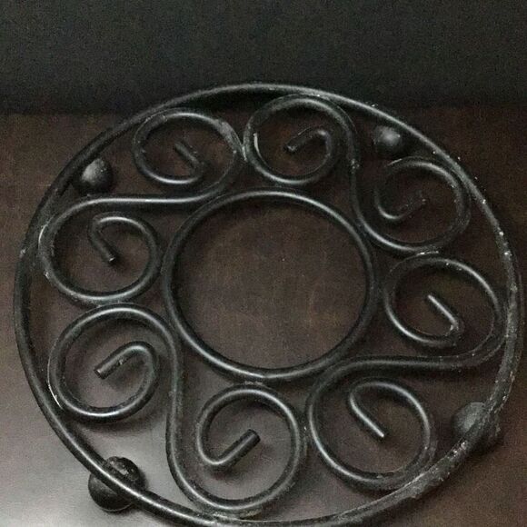 Trivet scroll collection by home basics - Picture 2 of 3
